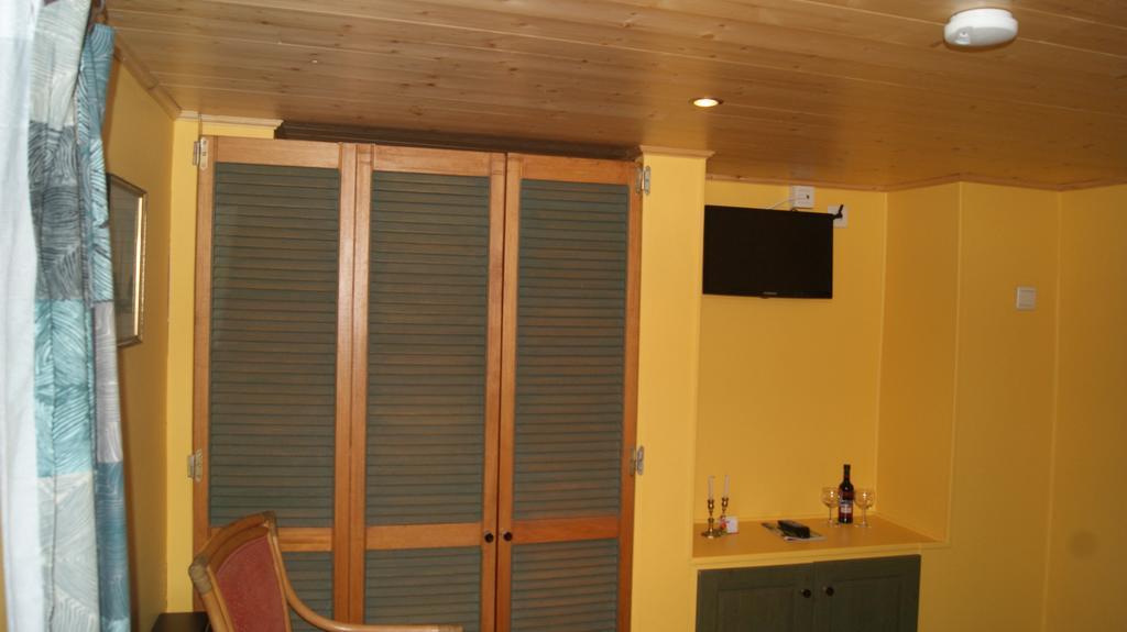 Bed and Breakfast Fleurs-Sauvages Hebronval Zimmer foto