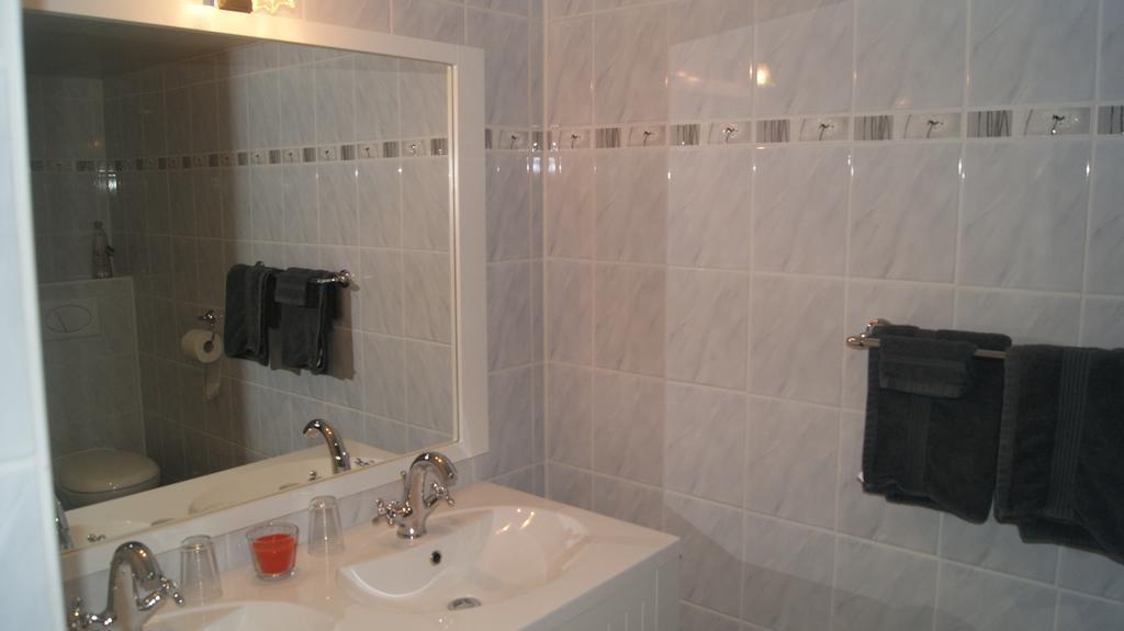 Bed and Breakfast Fleurs-Sauvages Hebronval Zimmer foto